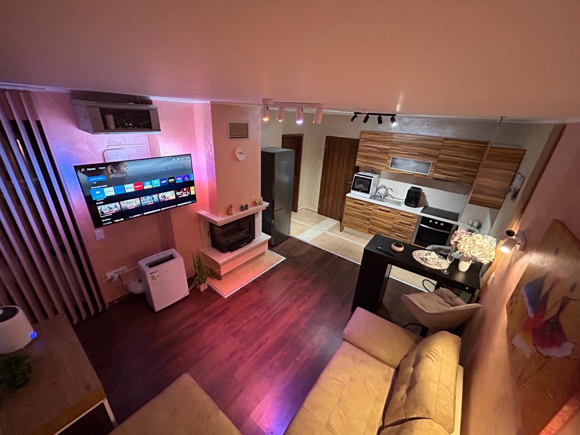 2-Bedroom, 2-Bathroom With Fireplace And Garden At Winslow Infinity Банско Екстериор снимка