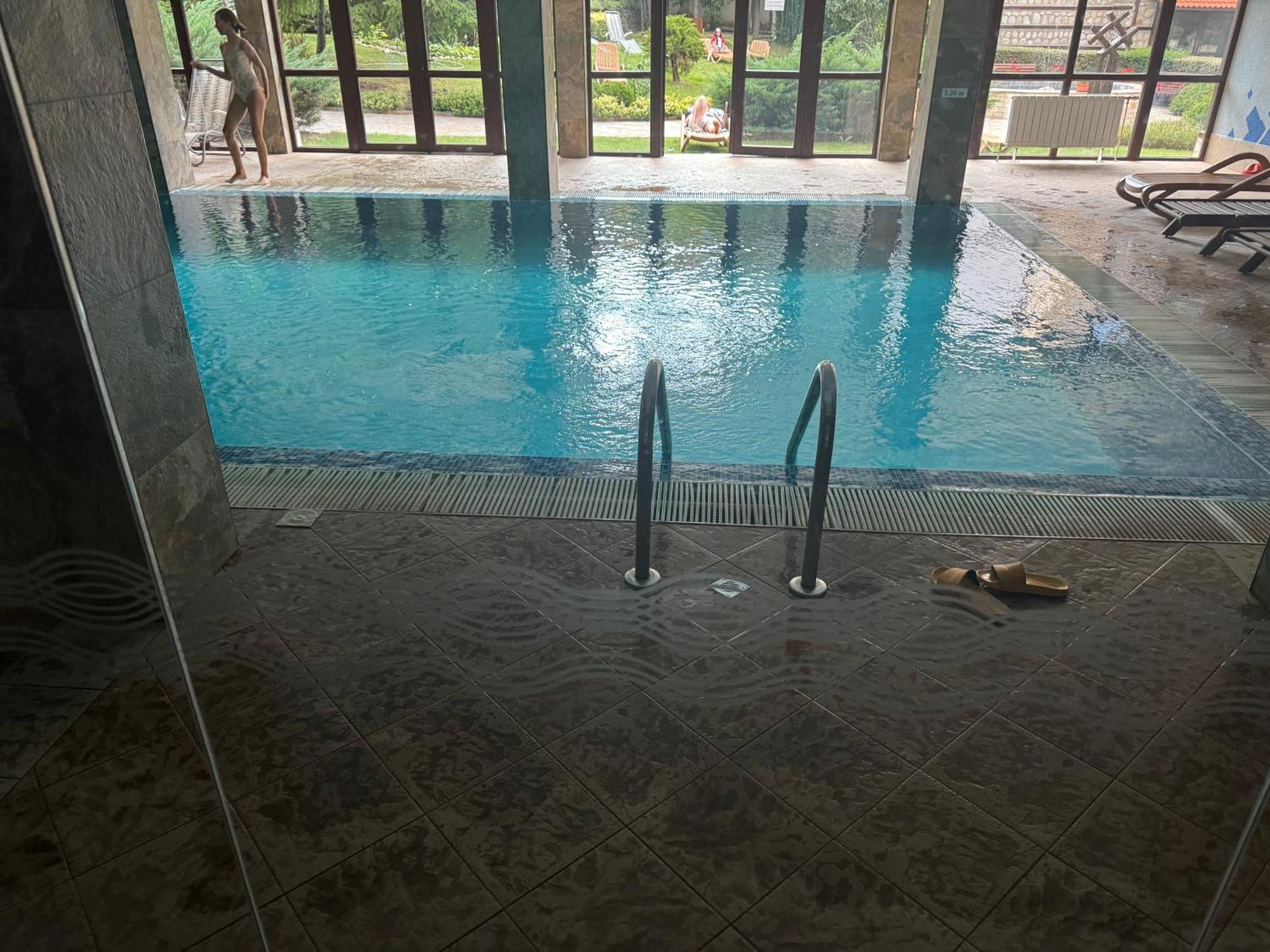 2-Bedroom, 2-Bathroom With Fireplace And Garden At Winslow Infinity Банско Екстериор снимка