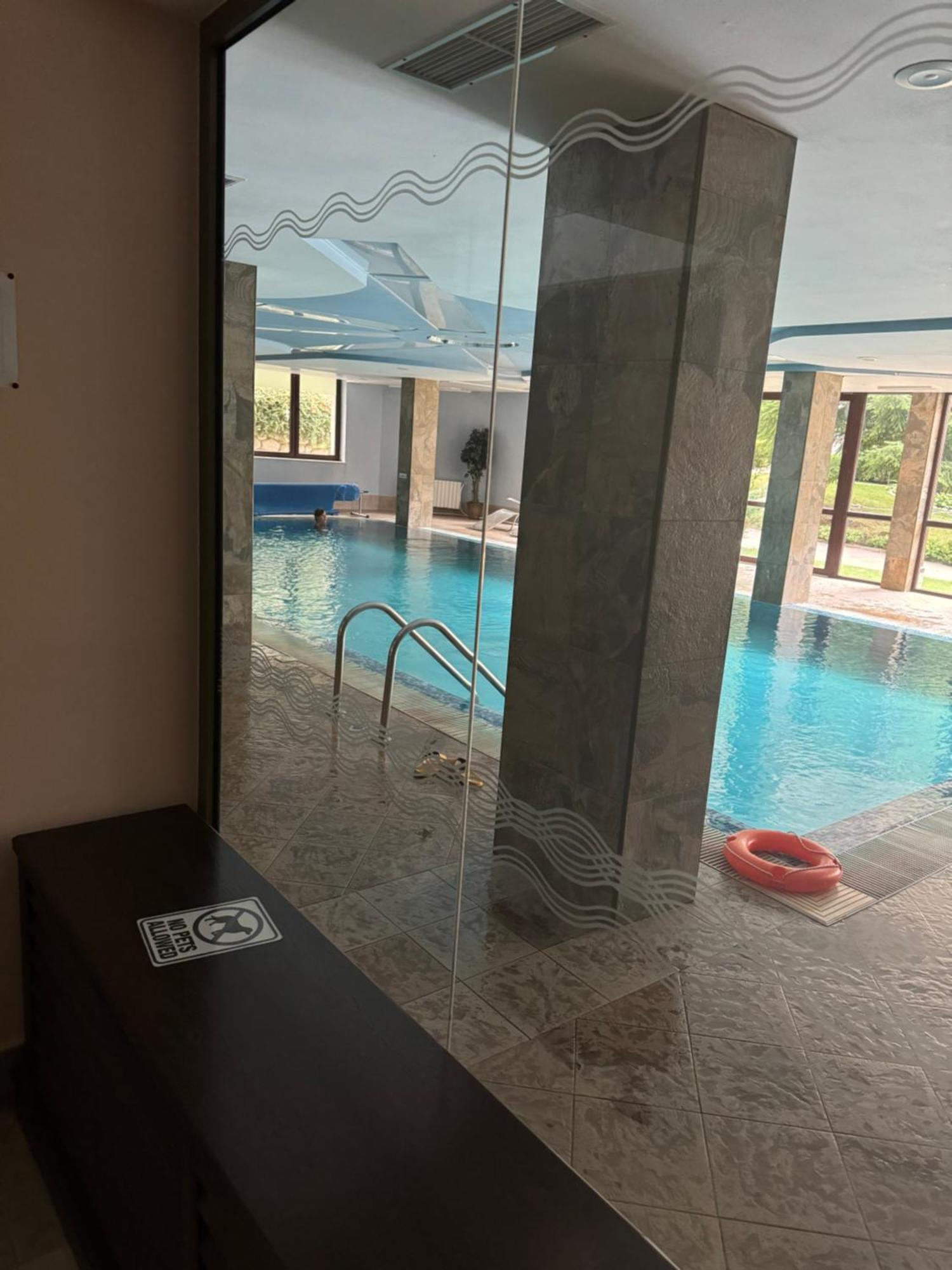 2-Bedroom, 2-Bathroom With Fireplace And Garden At Winslow Infinity Банско Екстериор снимка